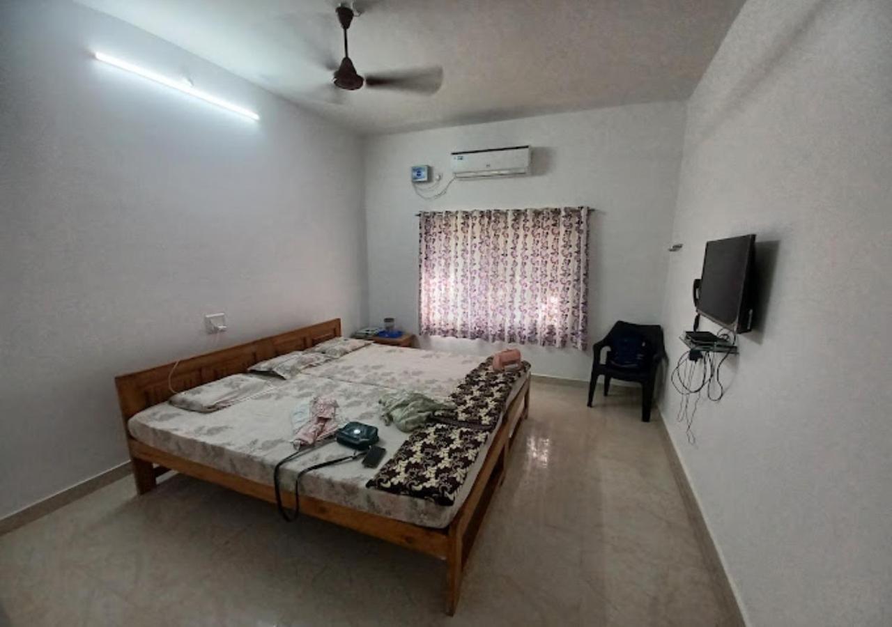 Bapat Niwas Home Stay Ganpatipule Exterior photo